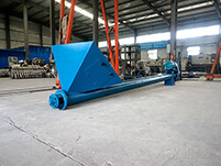 螺旋輸送機(jī)的輸送結(jié)構(gòu)為：螺旋機(jī)殼，螺旋軸，螺旋葉片，螺旋電機(jī)等多個(gè)部件的使用。